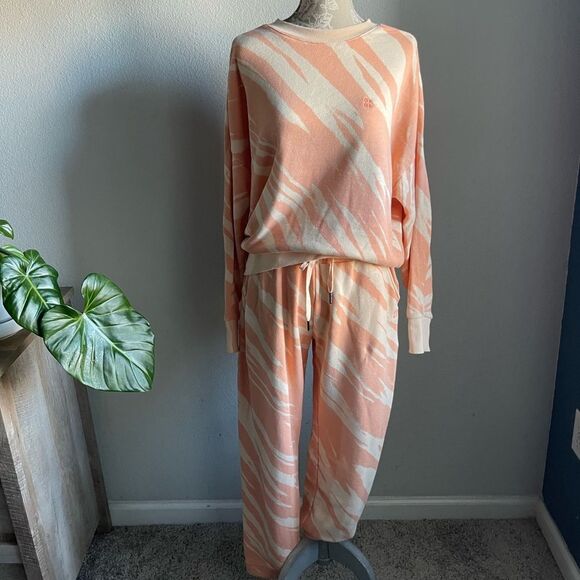 Sweaty Betty Essentials Sweatshirt & Pocket Joggers - Nectarine Orange Tie Dye - Picture 1 of 11
